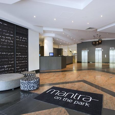 Mantra On The Park Melbourne Exterior foto
